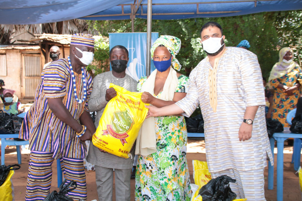 La générosité du DG Halid Bachir Ahmed envers les veuves de Golfe 2