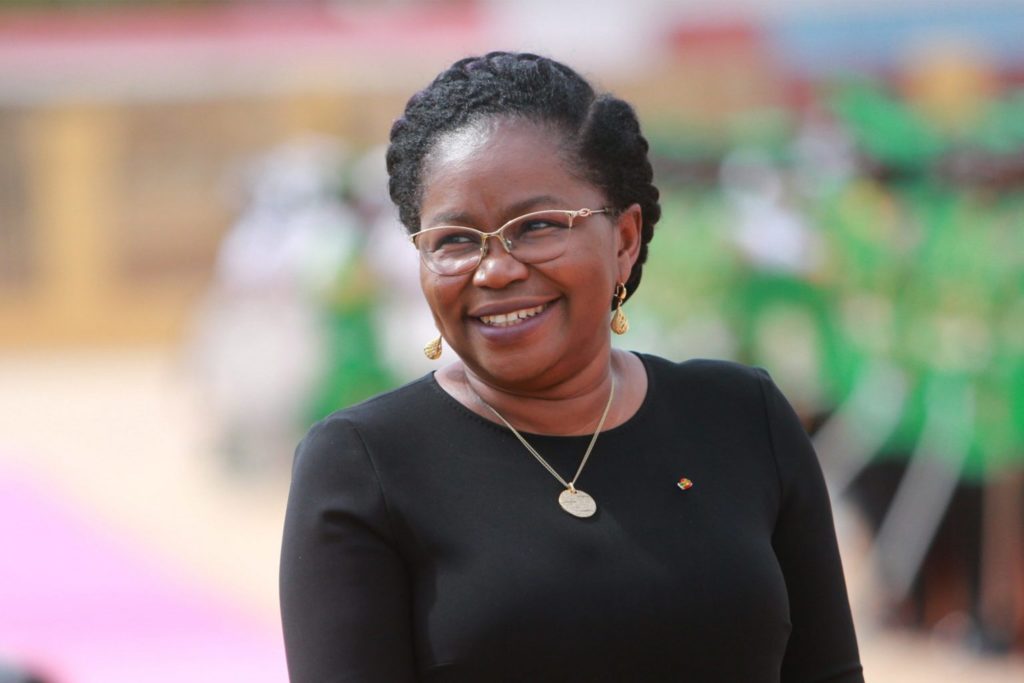 Voici un des hobbies du PM Victoire Dogbé