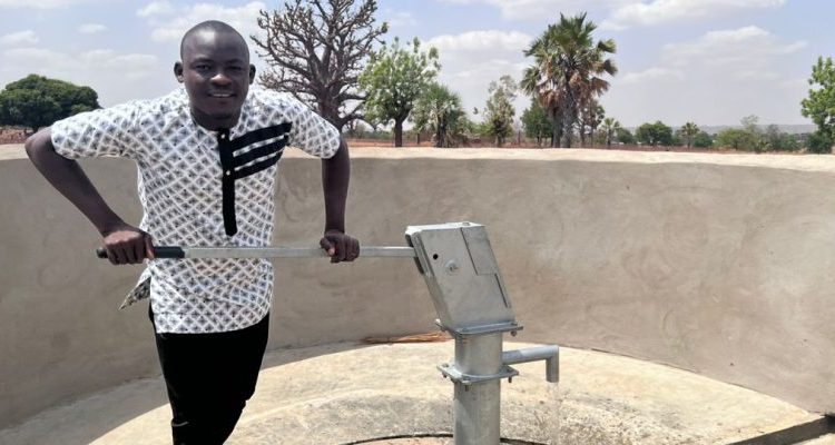 8 Forages de Alex Arzouma font jaillir l’eau dans Kpendjal ouest 2