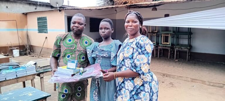 Soutien aux jeunes filles élèves: L’association ICTDP et sa marraine jouent leur partition
