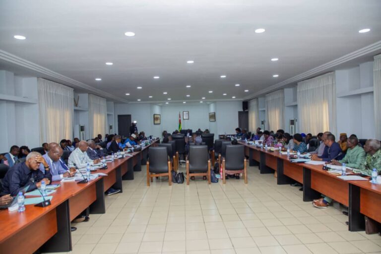 Projet de loi de finances, exercice 2026: Les travaux en commission se poursuivent au Sénat