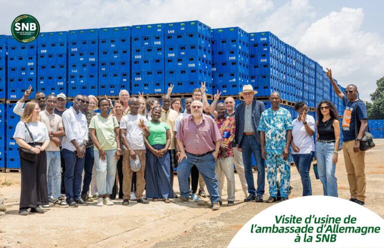 Adétikopé: Une délégation de l’ambassade d’Allemagne découvre les installations et produits de la SNB