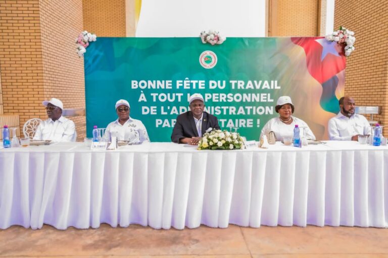 1er mai 2026 : L’Assemblée nationale salue le rôle clé de son personnel administratif