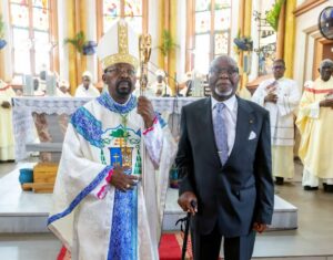 Archidiocèse de Lomé : Mgr Isaac Jogues Gaglo officiellement installé en présence de Jean-Lucien Savi de Tové